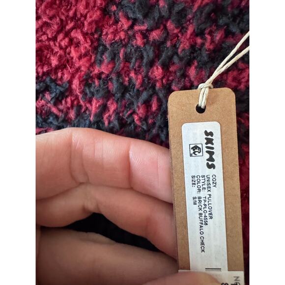 Skims cozy knit buffalo check cozy knit pullover oversized S/M NWT - Picture 5 of 6